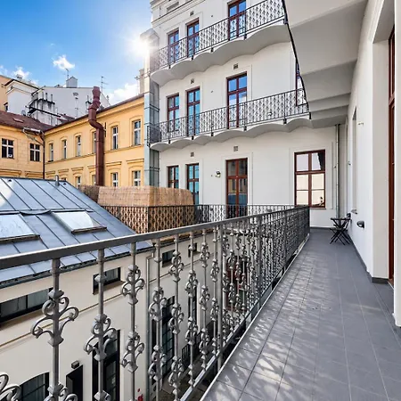 Opletal Echoes Appartement Praag